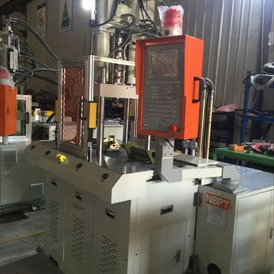 工場 45T 垂直 双滑テーブル 直接プラスチック注射機